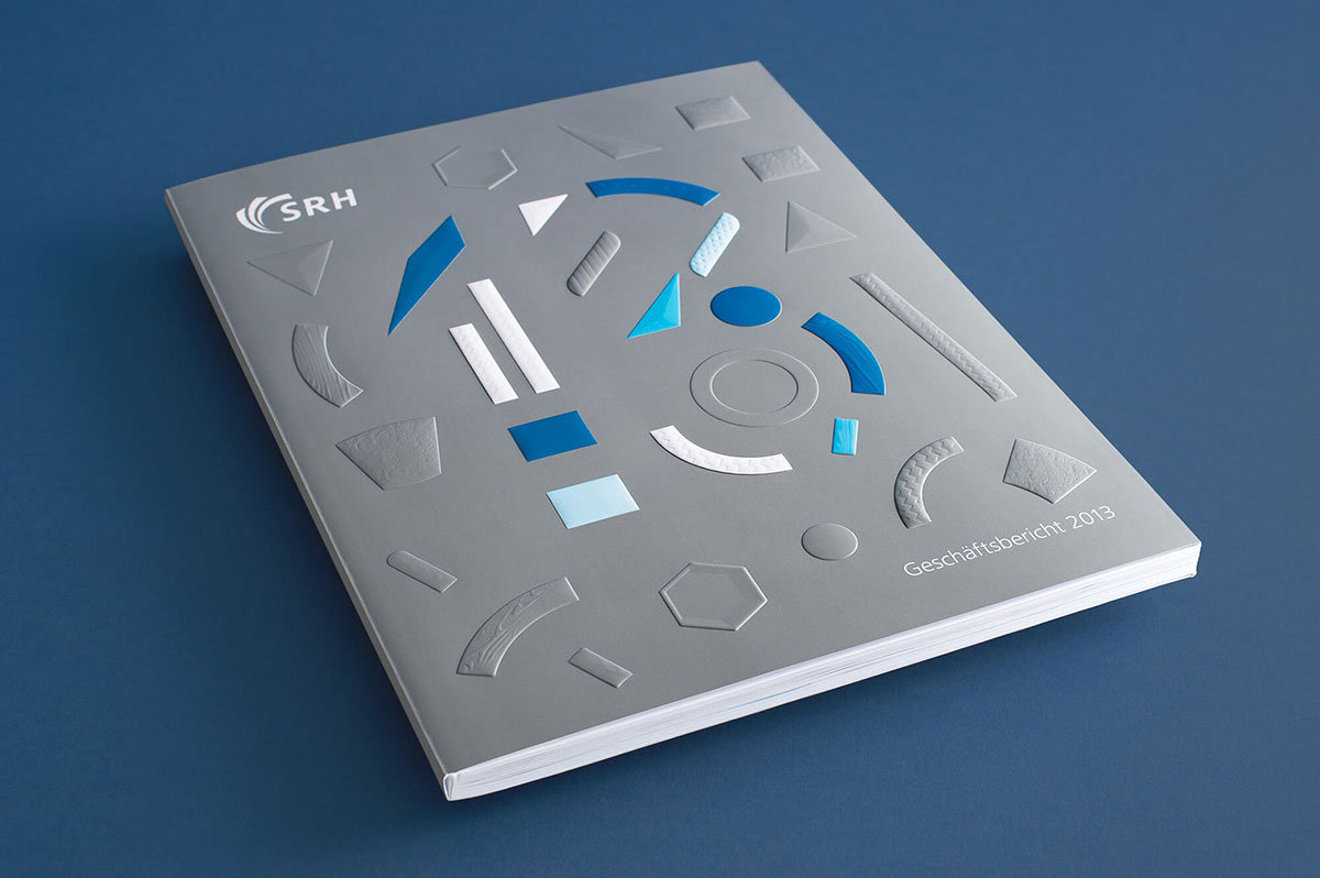 画册版式设计,第一版的击凸设计真好看呀