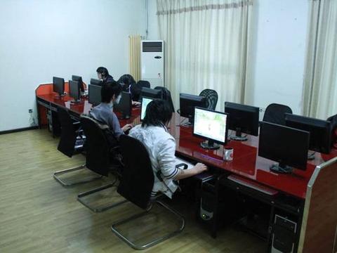 陪玩哪个平台好接单 王者荣耀什么接单平台有不要押金的单子