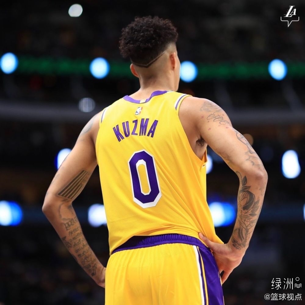 库兹马又换发型了_高清图集_新浪网