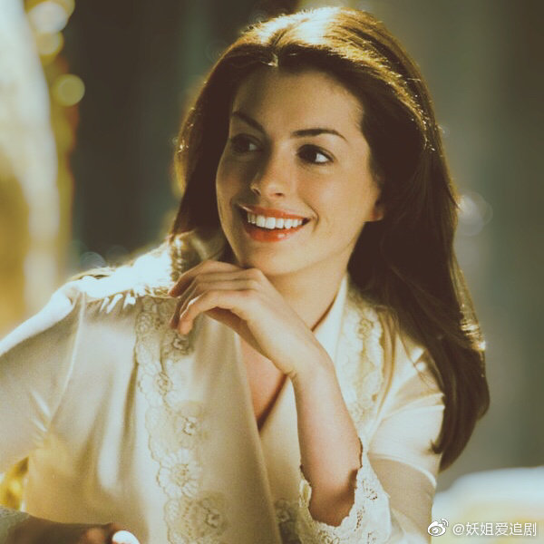 有没有人喜欢安妮海瑟薇我最喜欢她的oneday和公主日记