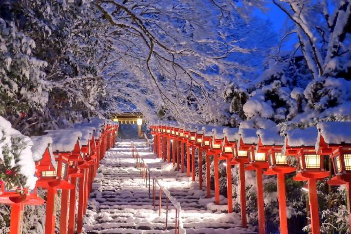雪中的京都贵船神社