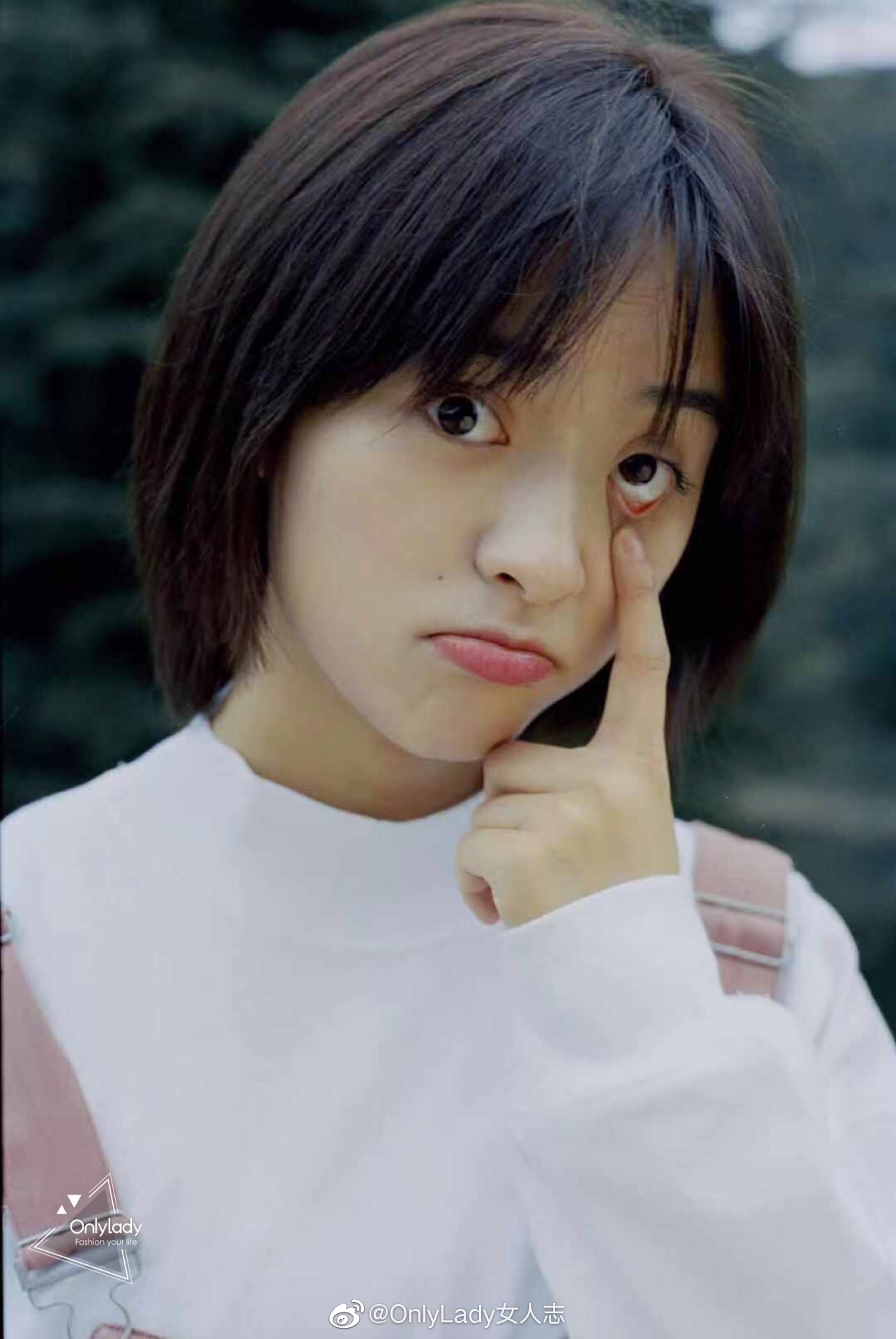 清风晨雾 夏日悠长 按耐不住好奇心的少女 沈月 清风晨雾 夏日悠长 按耐不住好奇心的少女 沈月