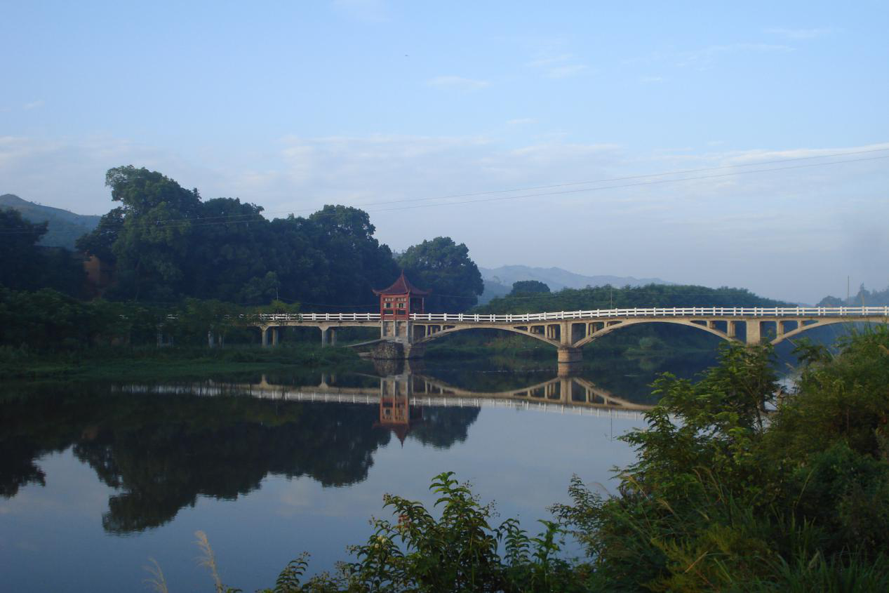 魅力乡村: 幸福家园石城县丰山的美丽画卷