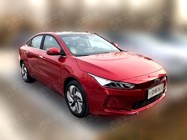 轮毂与申报版本不同,曝吉利ge11红色版本无伪谍照图