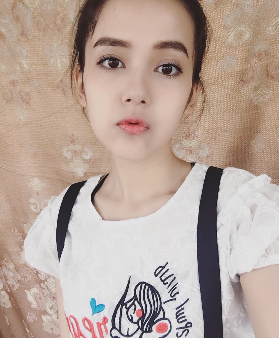 安利一位混血小美女阿依帕丽南京理工大学水瓶座