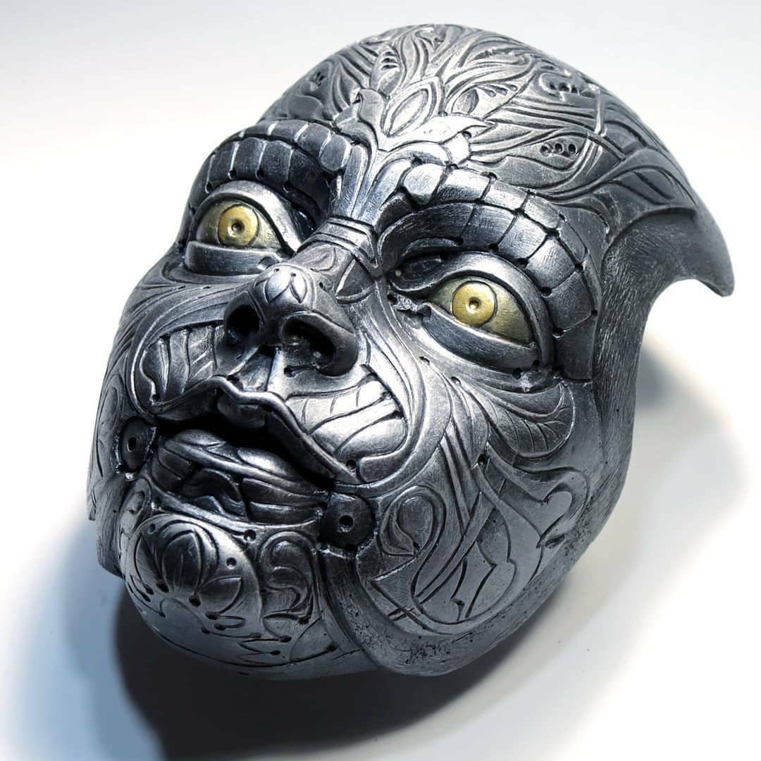 金属面具 | 雕塑艺术家tomàs barceló castelà