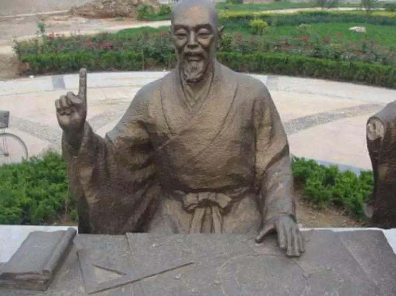 北京故宫是如何选址的？元代风水师觅得龙脉