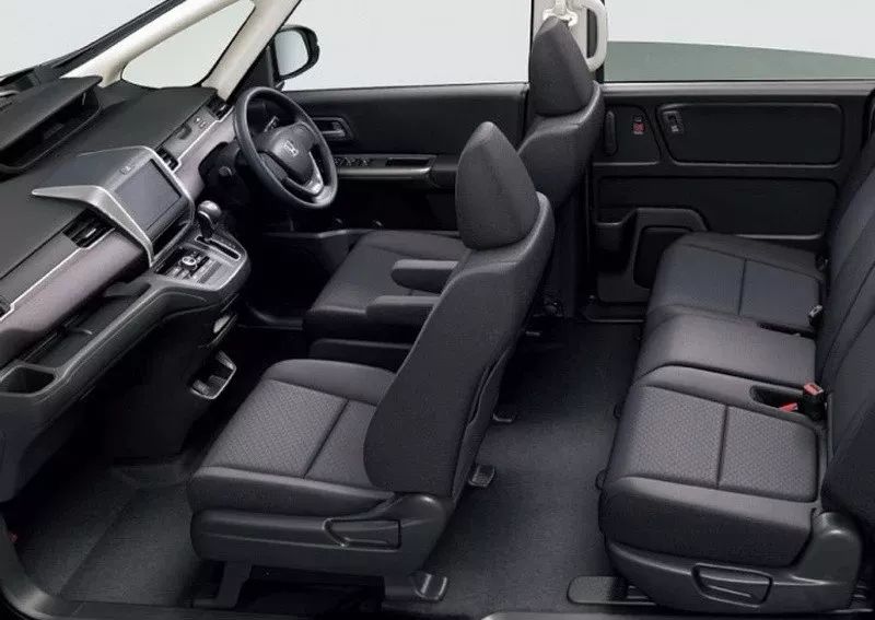 本田飞度7座版面包车,在日本就像五菱宏光的存在!