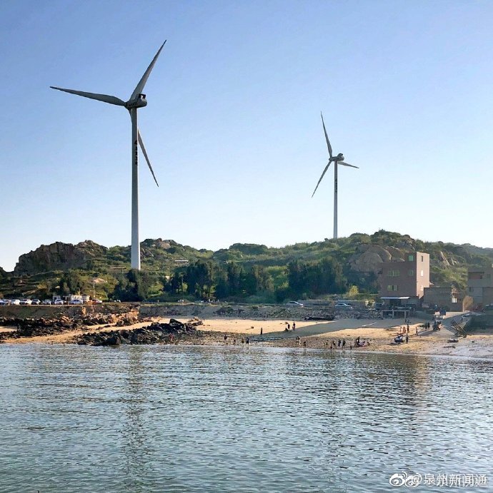 岞风车岛位于惠安的小岞镇是个半岛三面环海