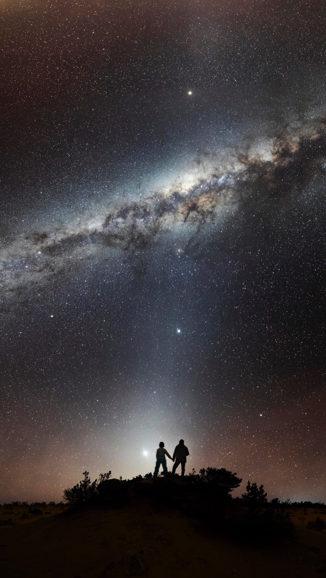 仰望星空抒写忠诚神州十一号航天员陈冬都是喜欢星空的人们啊