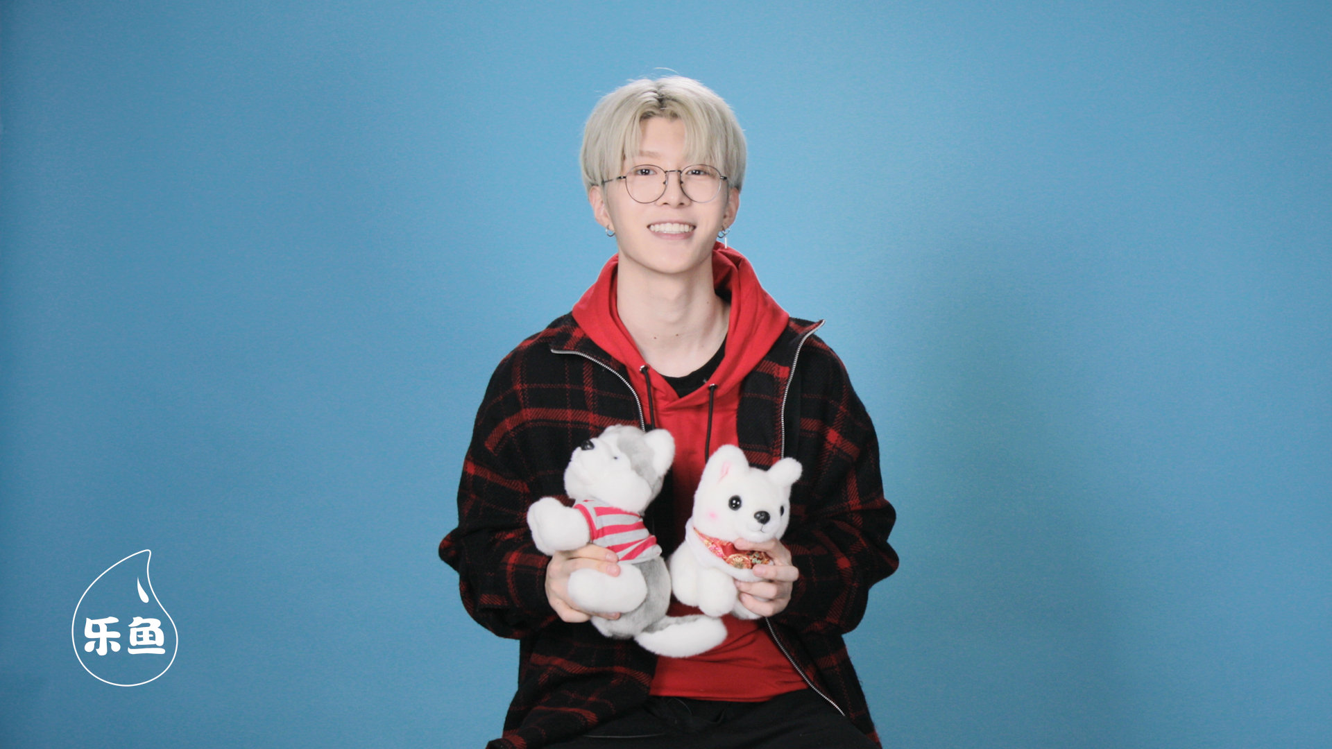 范丞丞@范丞丞adam0616 觉得自己唱rap的时候更有魅力