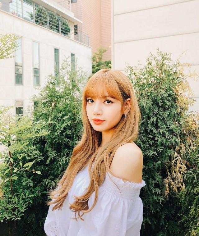 美炸!lisa新发色|全球第9美的人形芭比当之无愧!