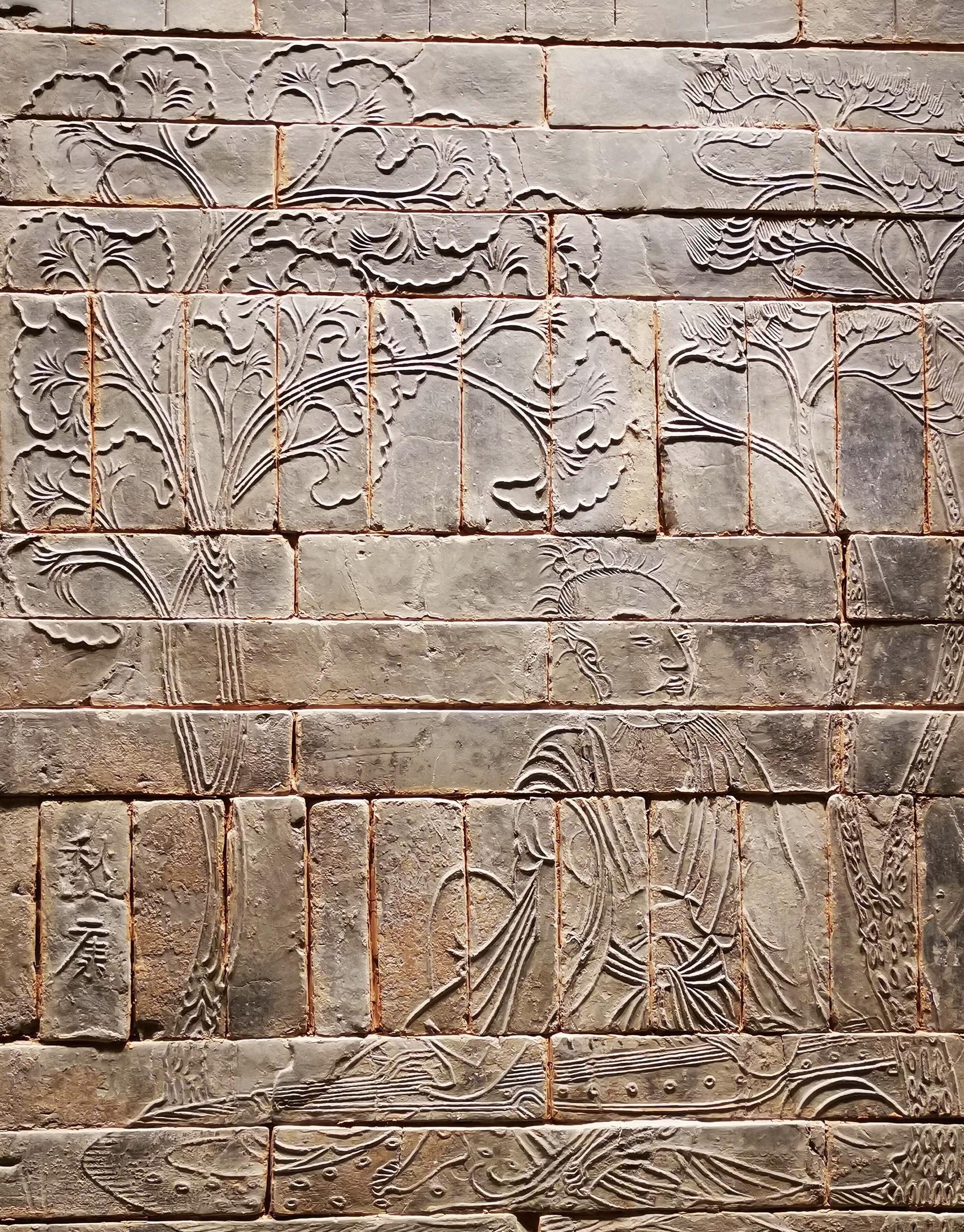 模印拼嵌画像砖墓墓内壁面用模印画像砖拼嵌成大幅砖画的东晋南朝墓