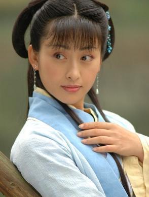 她曾当过小三,与张铁林同居多年,如今淡出娱乐圈专心顾家