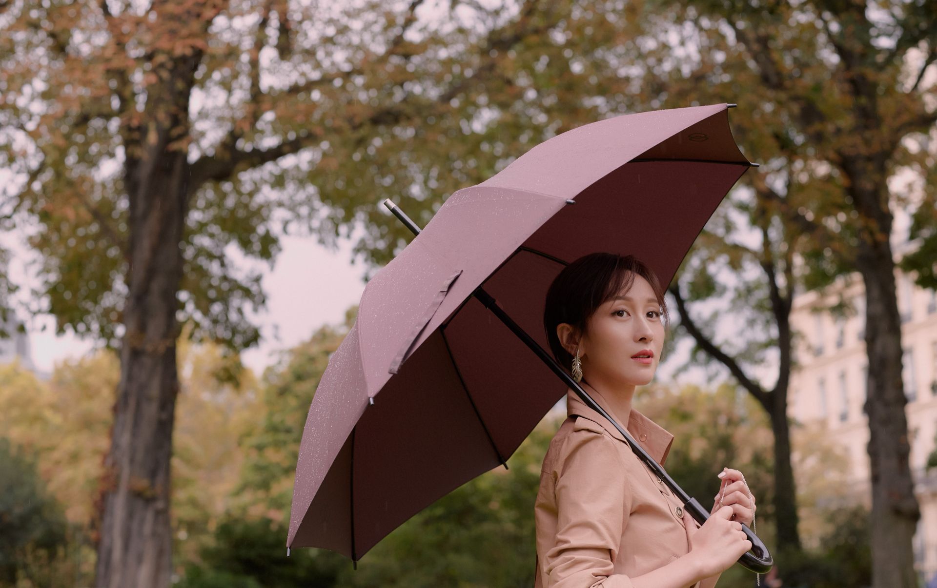 风衣秋季学练束梅穿搭