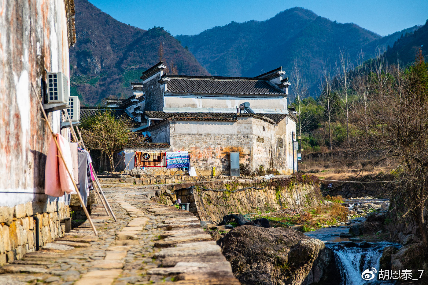 电视剧《大江大河》的拍摄地,目前还未商业化,收50元门票