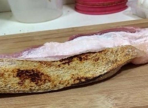 猪肉好吃总残留毛,教你除掉猪毛的3个小妙招,猪皮干净又光滑