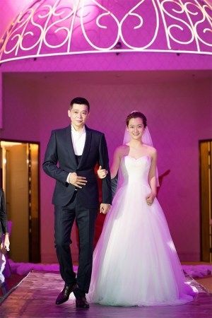 圈内被誉为多面才子,生活中却几乎"低能",师生恋至今简单快乐|林继东