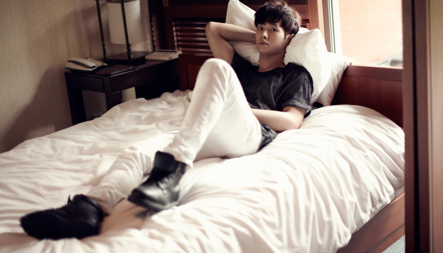 青春有你李汶翰,男人就应该温柔体贴守护你