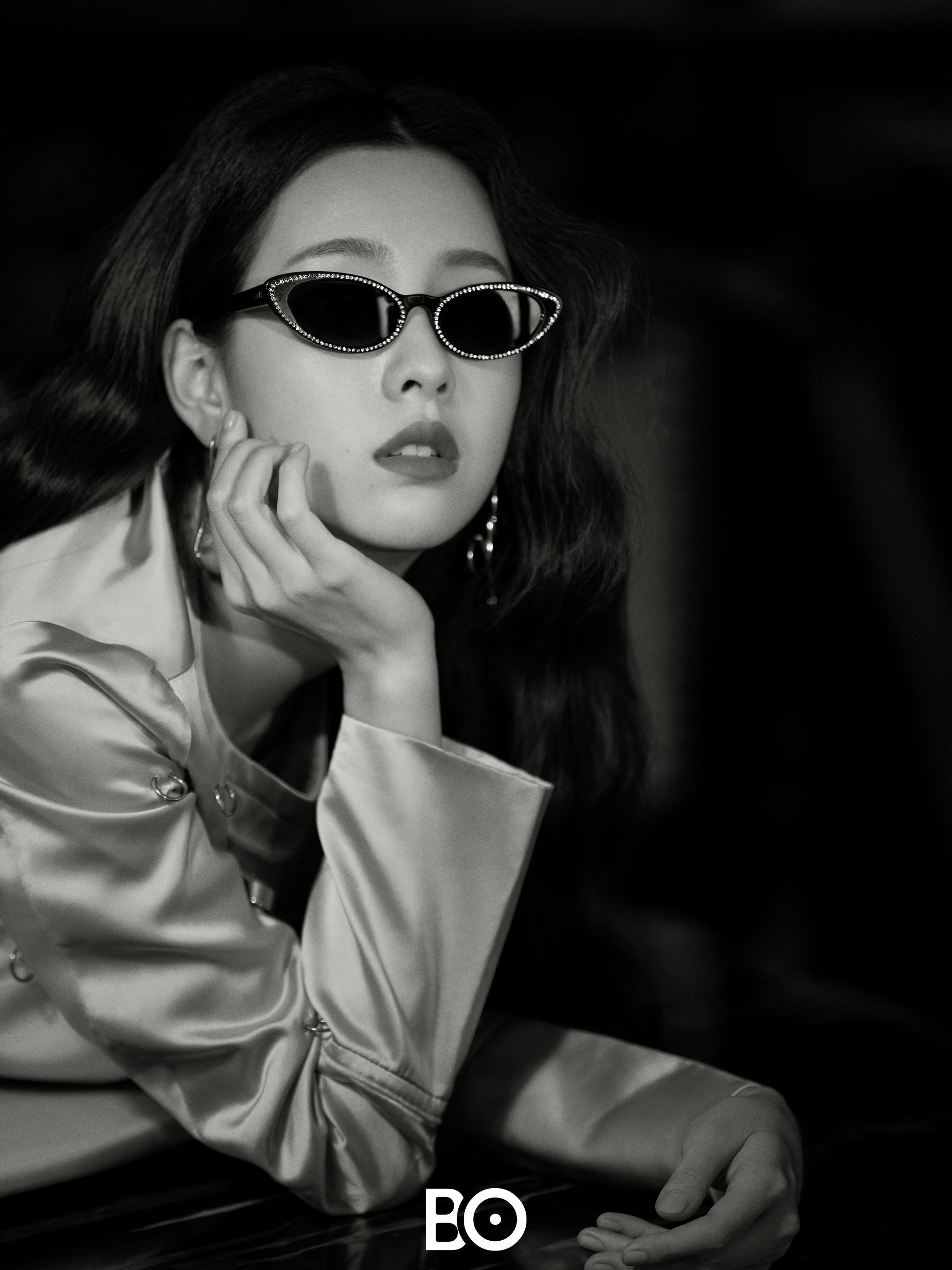 7815黑白光影邂逅优雅781598复古港风浓郁炽热98—@陈