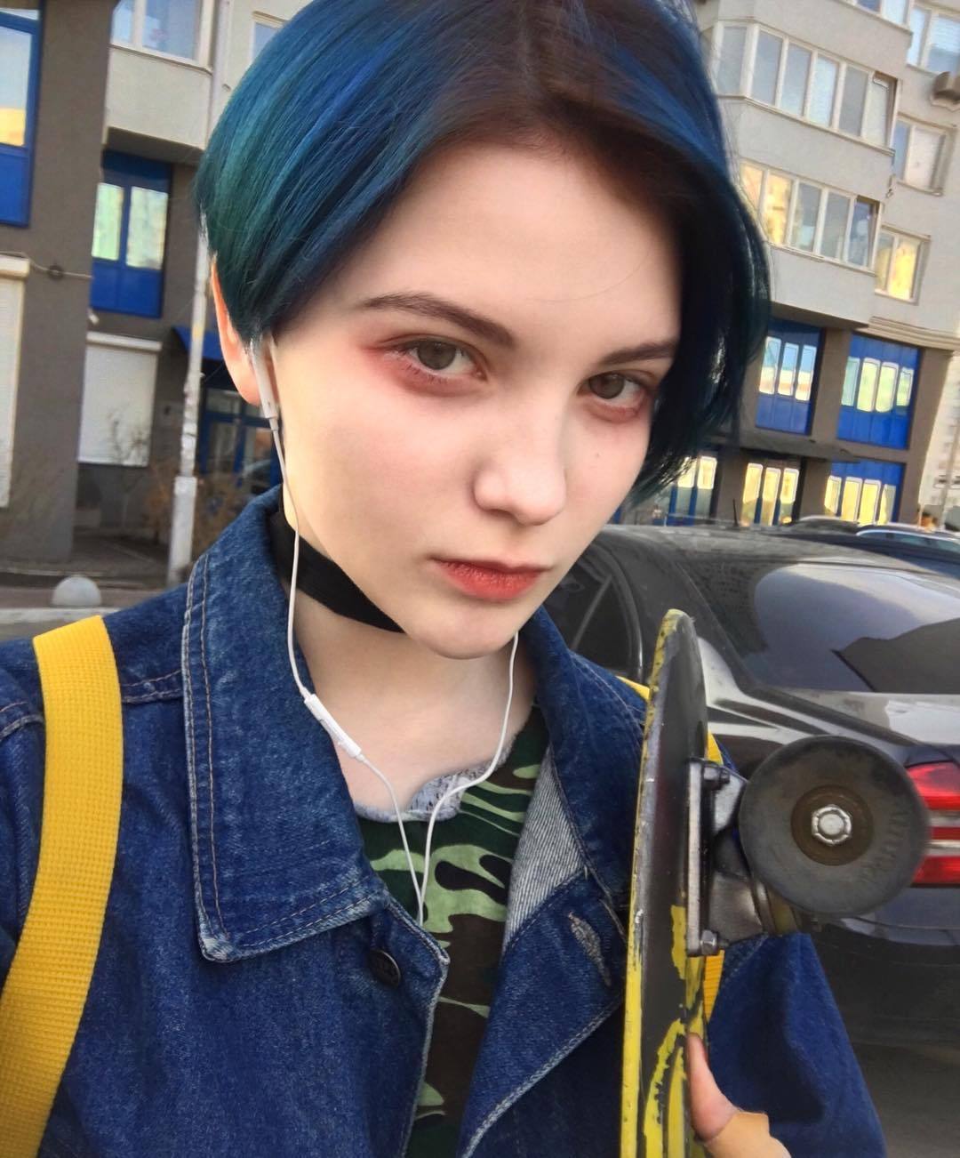 乌克兰彩虹少女的美照inskatiewestwood