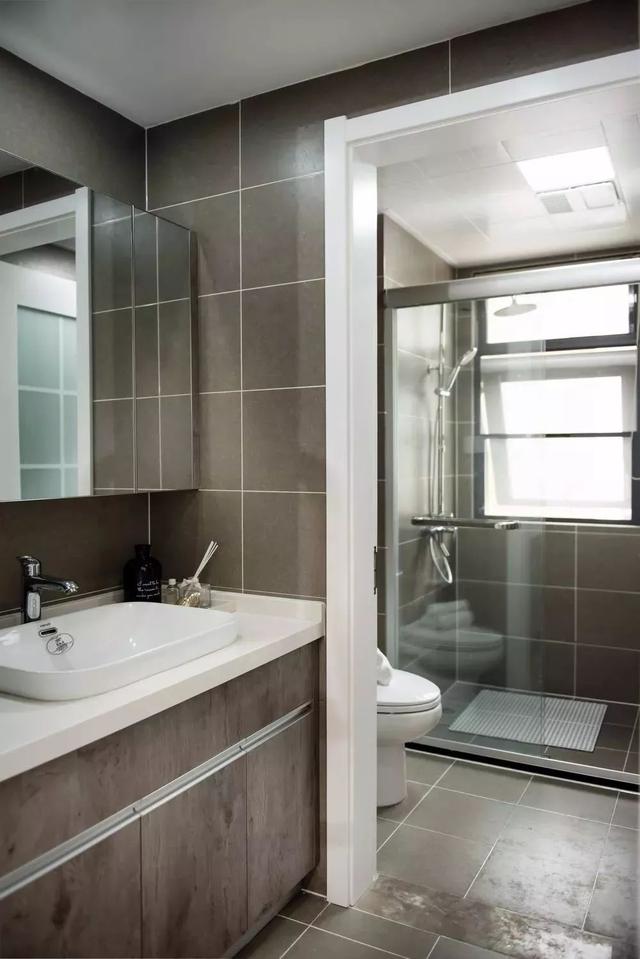 你洗澡不耽误我蹲坑,这才是最好的干湿分离|卫生间|隔断|浴帘_新浪