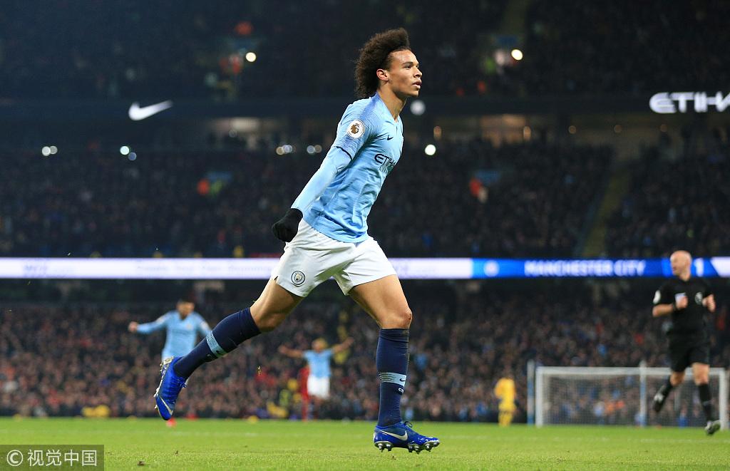 英超-阿圭罗萨内破门 曼城2-1送利物浦英超首败