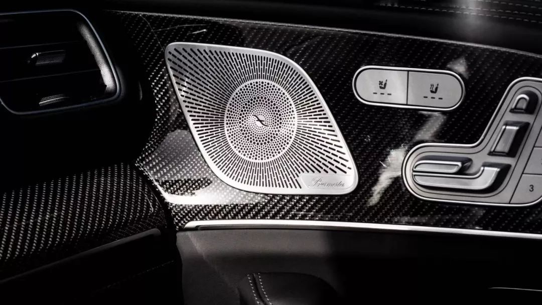 海外试驾丨冰与火之歌，奥地利首试全新梅赛德斯-AMG GLE 53 Coupe