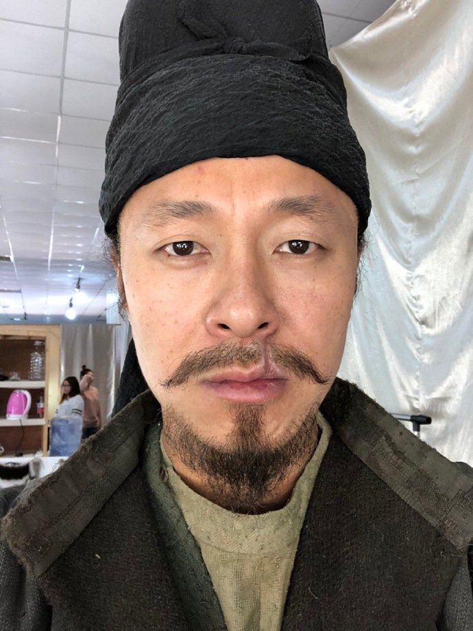 百变演员蔡鹭,演一部剧换一个造型,观众认不出,角色却都亮眼