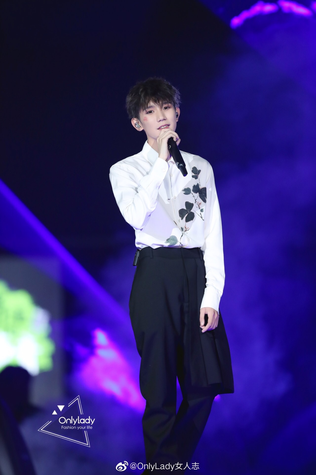 8月31日晚,@TFBOYS-王源 首场个人演唱会在南京举办