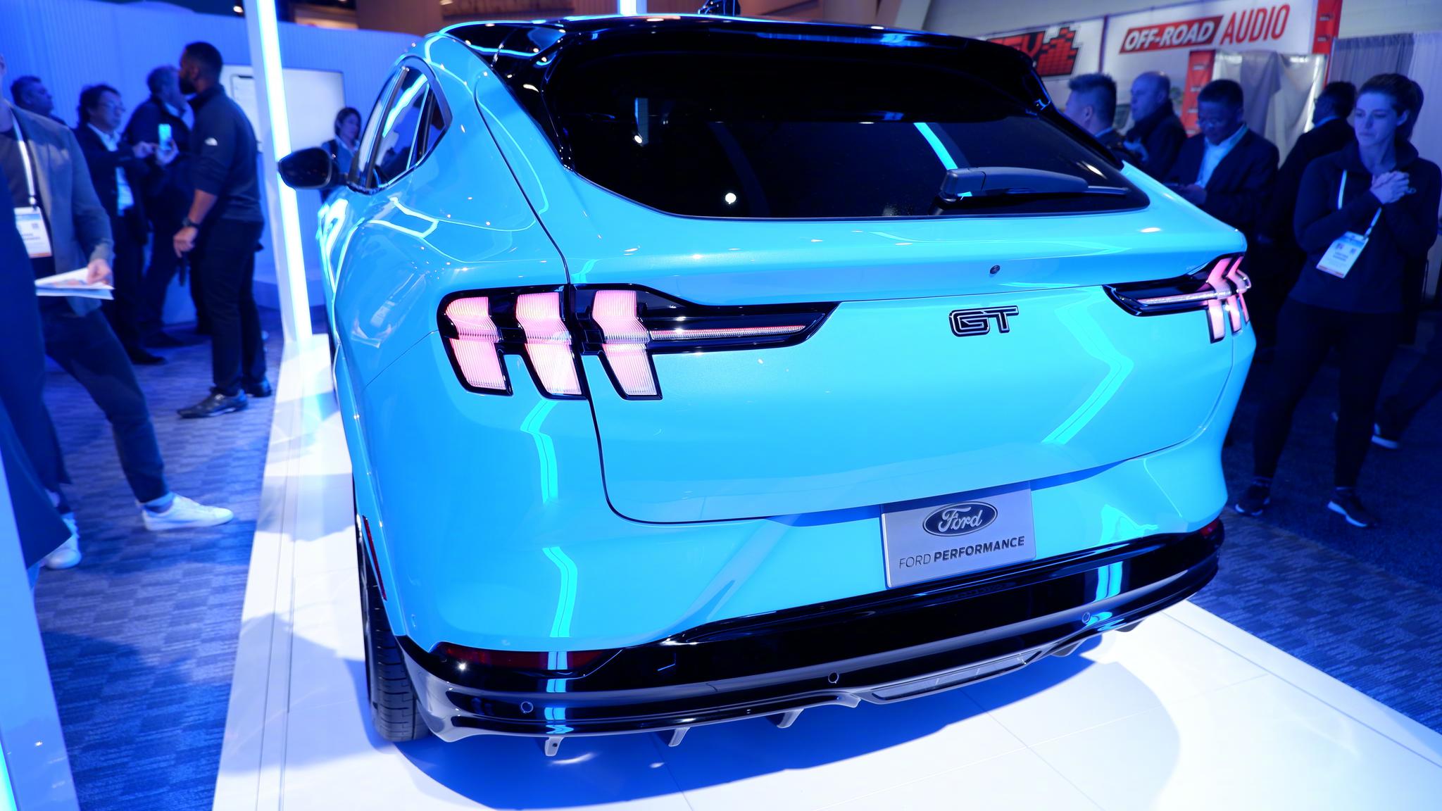 福特 野马mach-e,哪都看着还行,就是实在不能理解_高清图集_新浪网