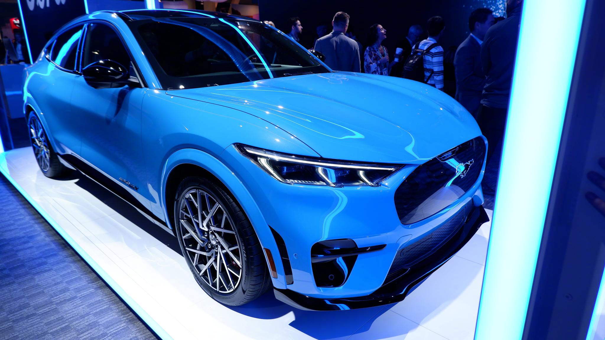 福特 野马mach-e,哪都看着还行,就是实在不能理解_高清图集_新浪网