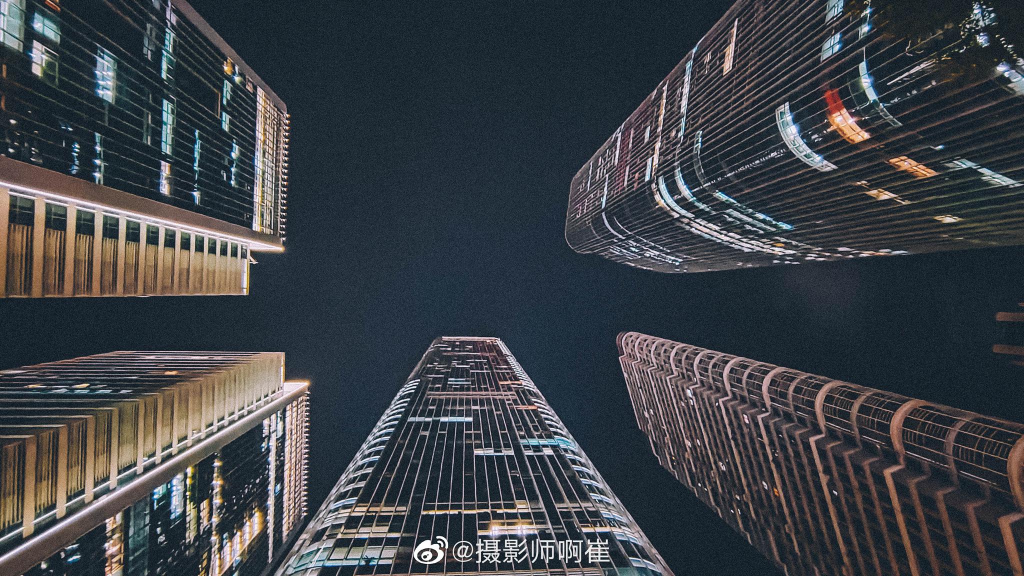 另一个角度看深圳大冲万象天地来自@oppo reno3 pro超广角夜景@手