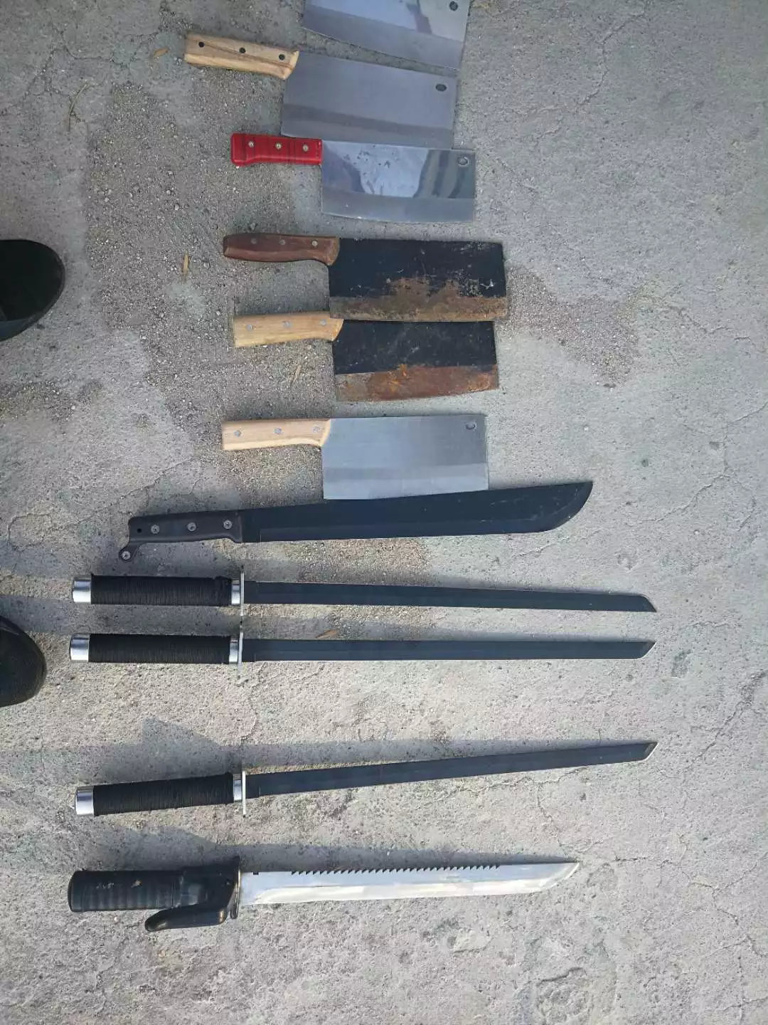 沧州一黑社会团伙被摧毁,19人落网