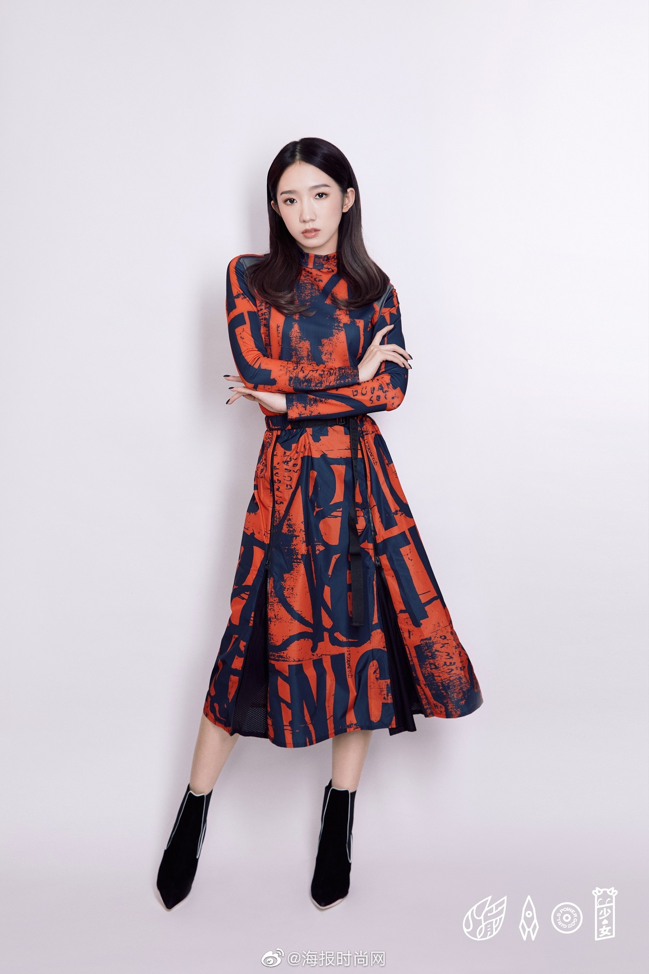 《时尚大师》很好的诠释了东方女子与中国红的契合度