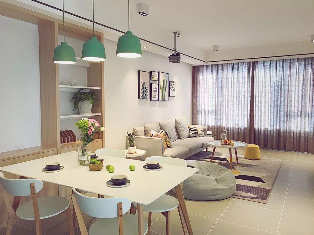 客厅餐厅连一起的背景墙, 如何布置显大方?