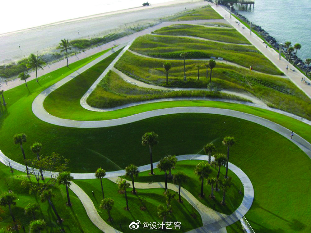 行走的山丘,美国迈阿密的南岬公园景观改造.