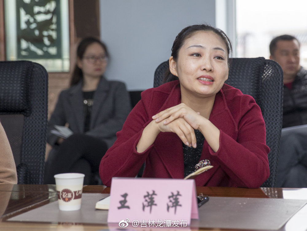 市委常委市委统战部长郑国学到龙潭区开展脱贫攻坚调研工作