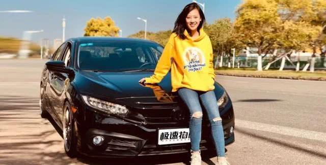 17万买台思域，自带外观套件颜值爆表，老车主：不改照样推下海