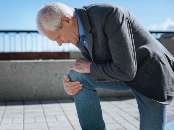 患上老寒腿或者经常出现膝盖痛,腿脚不灵活的现象,每天只要做好3件事