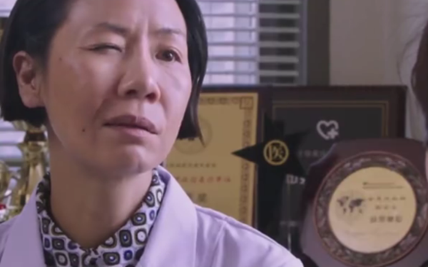 杨青德国酒庄内部曝光,经营有道客人多,中年女演员无需只靠演戏|杨青|客人|品酒_新浪新闻