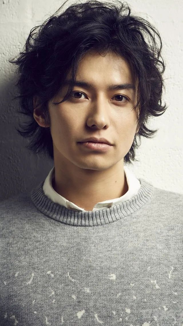 从《假面骑士》"红爹"变成渣男,武田航平突然在网上引起热议