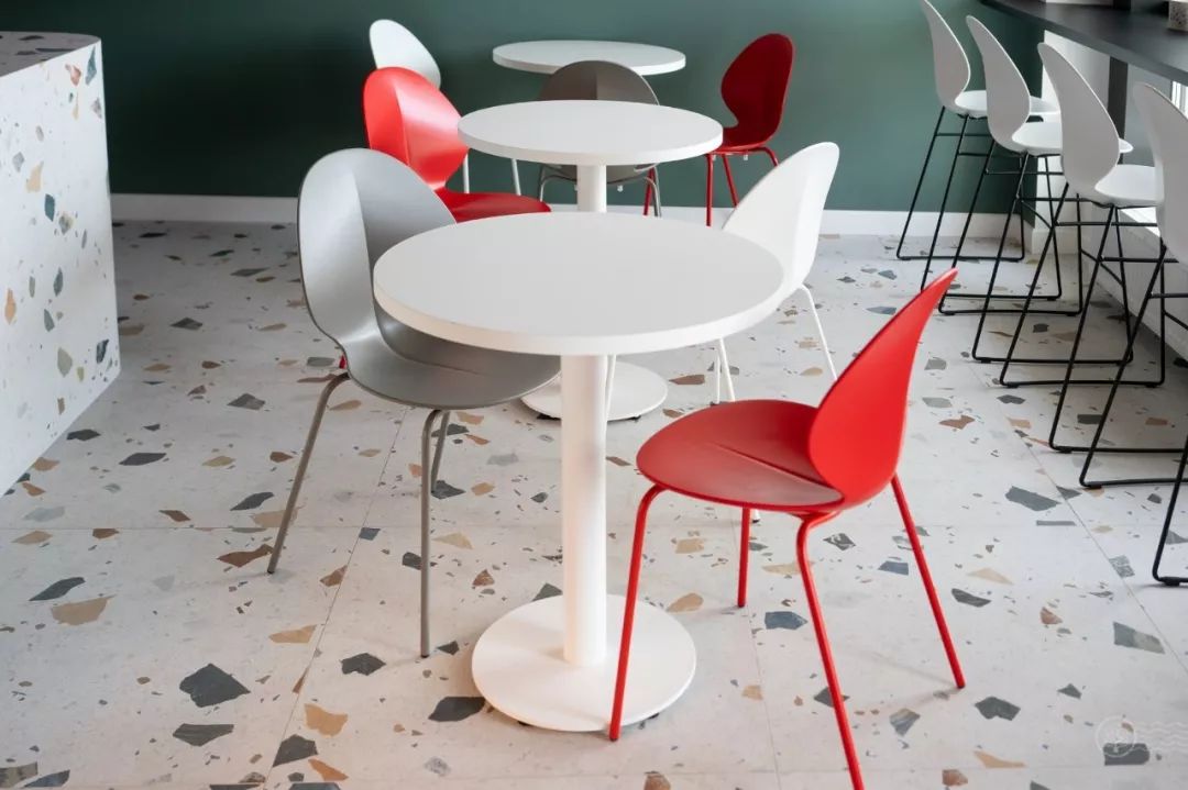 甜点蛋糕店设计成这样，秒变网红就是如此简单！