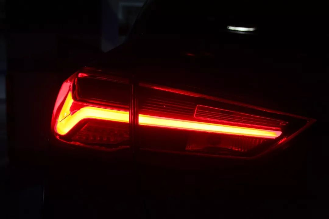 反其道而型:宝马x2全方位体验,怎么才能让年轻人玩出新花样?