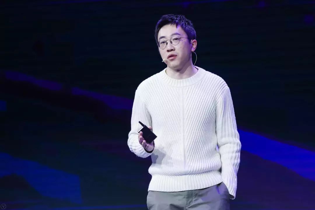 专访回形针吴松磊 | 疫情科普视频全网播放1.5亿,他们是如何炼成的?|