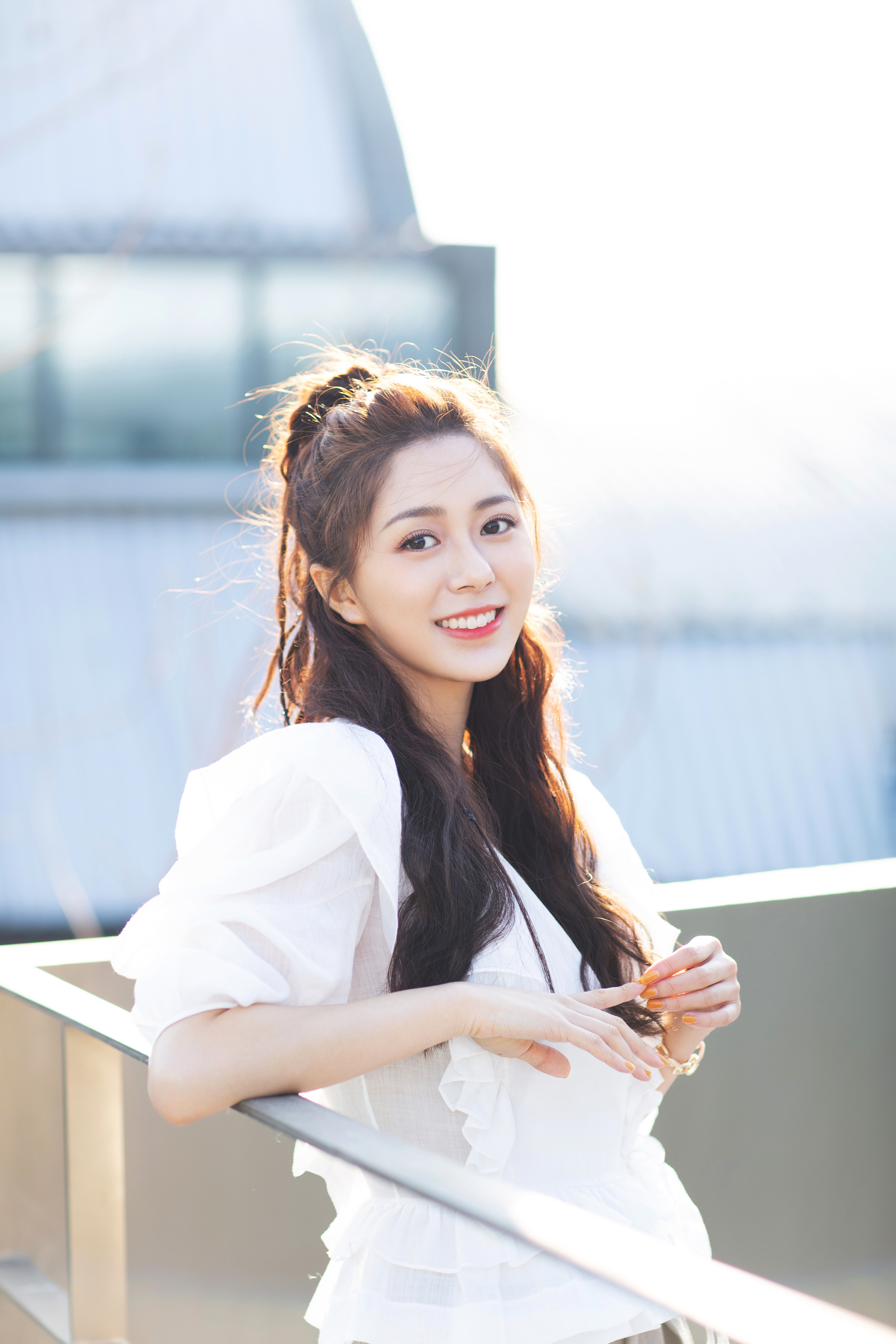 汤敏新作半个喜剧获肯定戏里戏外坚持爱情底线