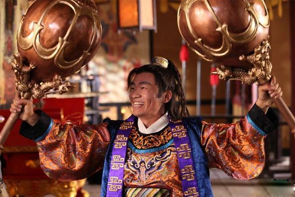 叔宝投奔到李世民帐下,随李世民东征西讨,统一天下,被李渊封为护国公