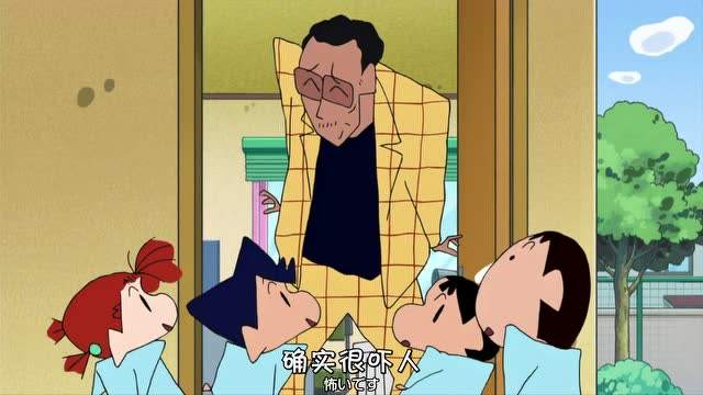 还比如,其实他是蜡笔小新幼儿园的校长,是来海贼王客串海军大将的演员