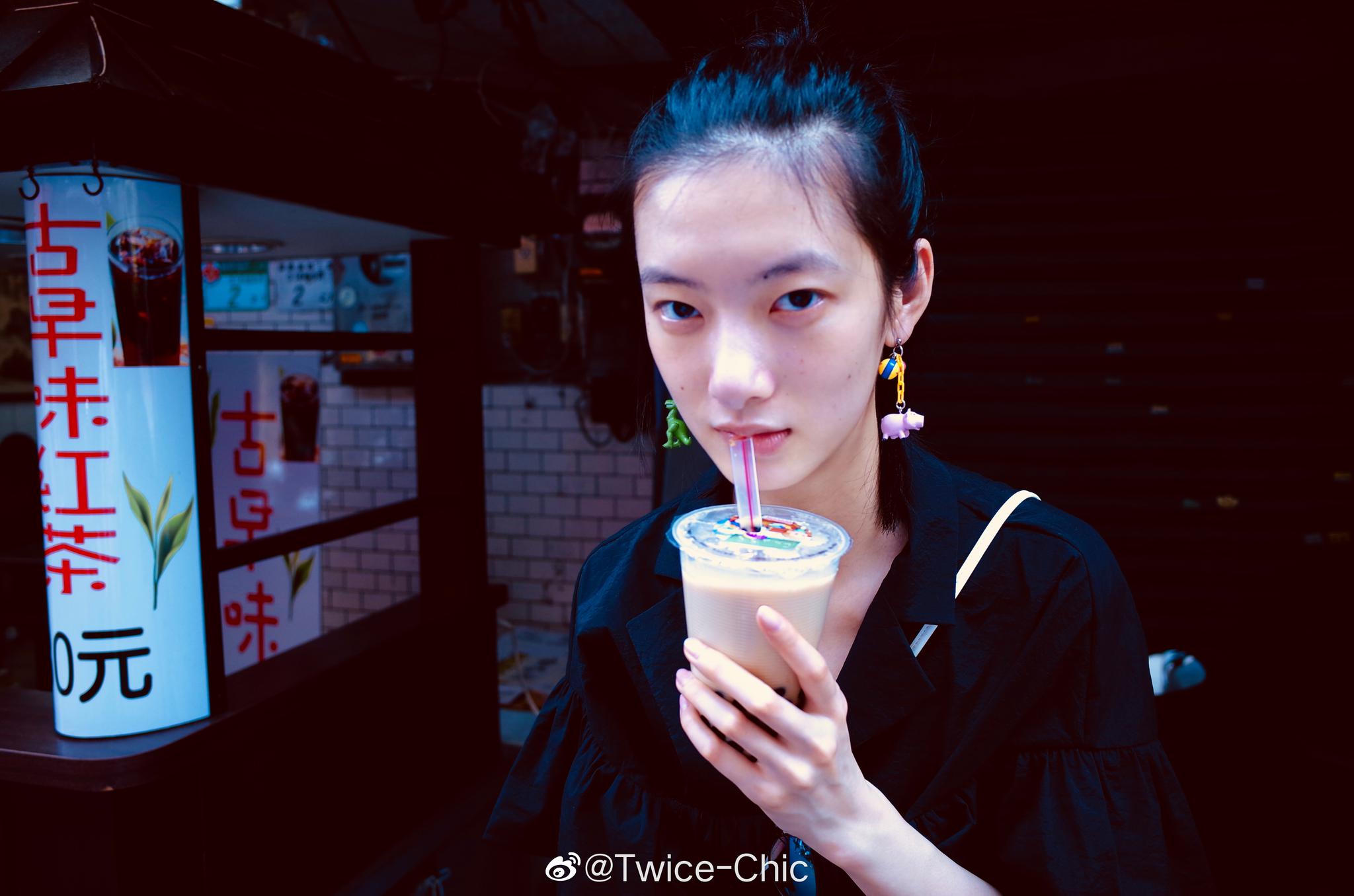 cici项偞婧台湾旅行照文艺复古的打开方式