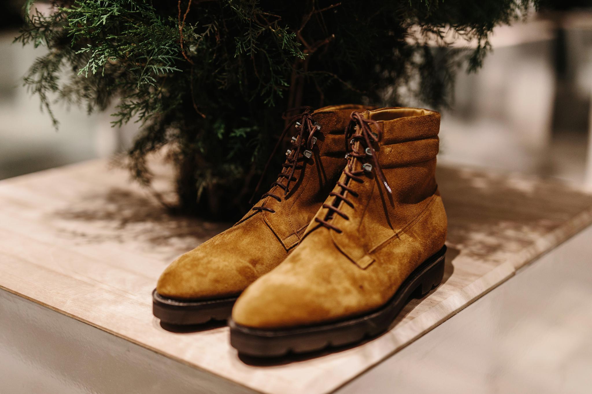 john lobb 在北京举行2019秋冬系列发布会,以无限的森林为灵感